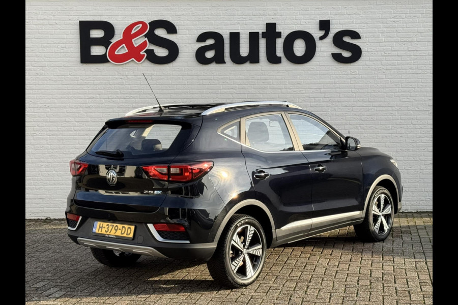 MG Mg Zs EV Luxury 45 kWh Adaptive cruise Climate control Achteruitrijcamera-sensoren Apple / Android Navi Keyless Stoelverwarming
