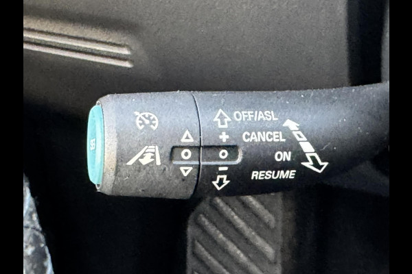 MG Mg Zs EV Luxury 45 kWh Adaptive cruise Climate control Achteruitrijcamera-sensoren Apple / Android Navi Keyless Stoelverwarming