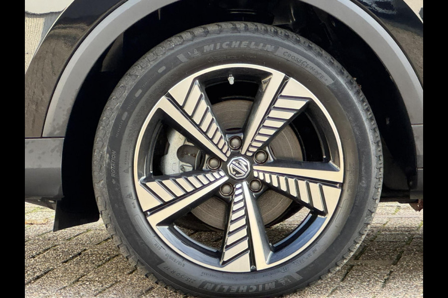 MG Mg Zs EV Luxury 45 kWh Adaptive cruise Climate control Achteruitrijcamera-sensoren Apple / Android Navi Keyless Stoelverwarming