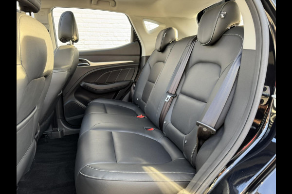 MG Mg Zs EV Luxury 45 kWh Adaptive cruise Climate control Achteruitrijcamera-sensoren Apple / Android Navi Keyless Stoelverwarming
