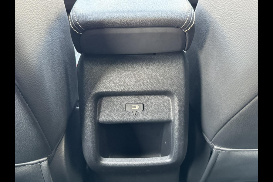 MG Mg Zs EV Luxury 45 kWh Adaptive cruise Climate control Achteruitrijcamera-sensoren Apple / Android Navi Keyless Stoelverwarming