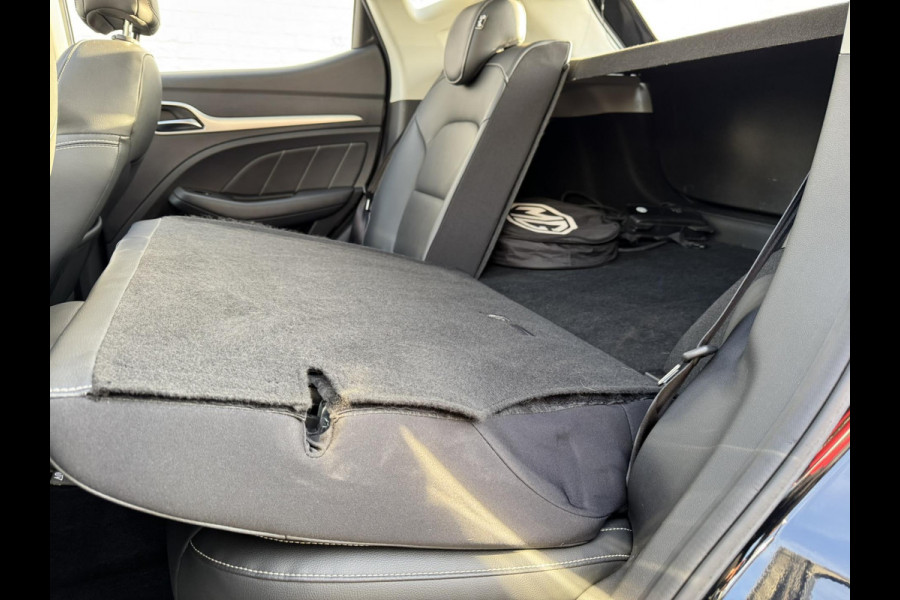 MG Mg Zs EV Luxury 45 kWh Adaptive cruise Climate control Achteruitrijcamera-sensoren Apple / Android Navi Keyless Stoelverwarming