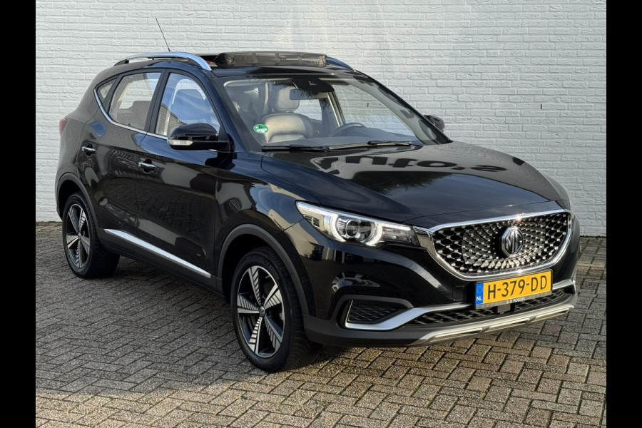 MG Mg Zs EV Luxury 45 kWh Adaptive cruise Climate control Achteruitrijcamera-sensoren Apple / Android Navi Keyless Stoelverwarming