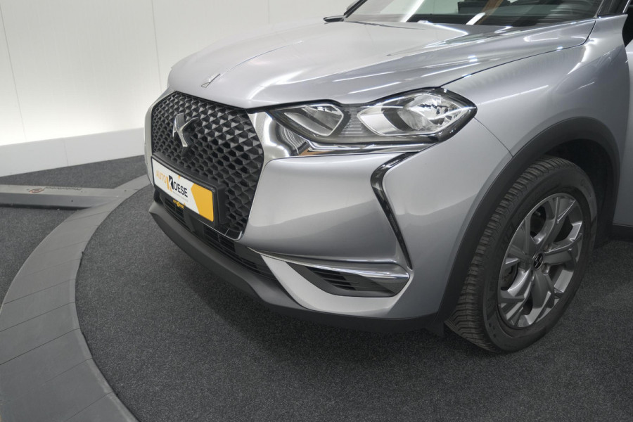 DS DS 3 Crossback PureTech 100 Montmartre | Parkeersensoren | Apple Carplay | Allseason Banden | Navigatie | Climate Control