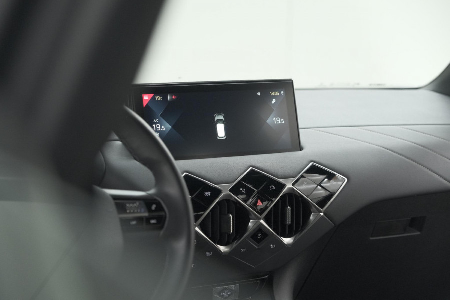 DS DS 3 Crossback PureTech 100 Montmartre | Parkeersensoren | Apple Carplay | Allseason Banden | Navigatie | Climate Control
