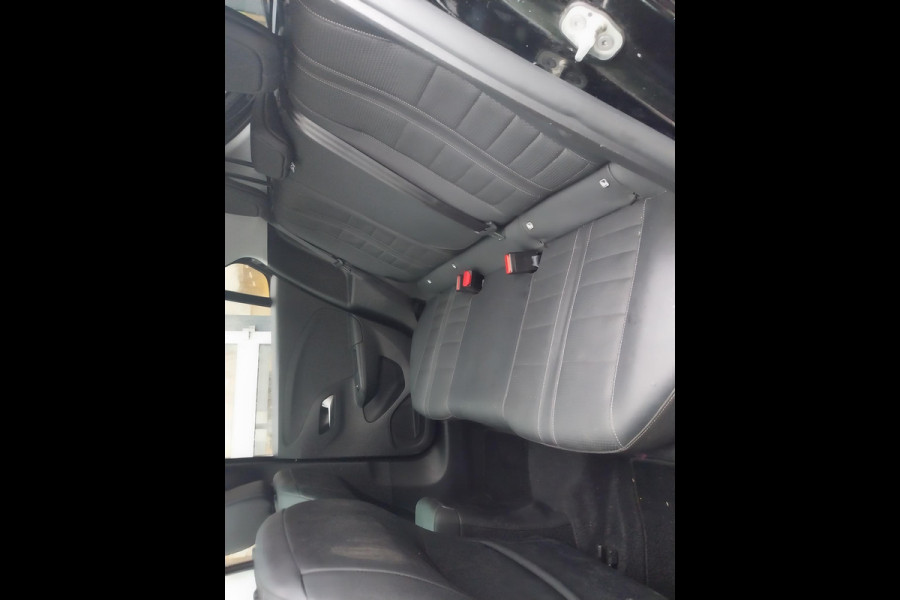 Opel CORSA-E Black Edition 50 kWh | Apple Carplay & AndroidAUTO | Panoramadak | Camera | ACCU SOH 92% |