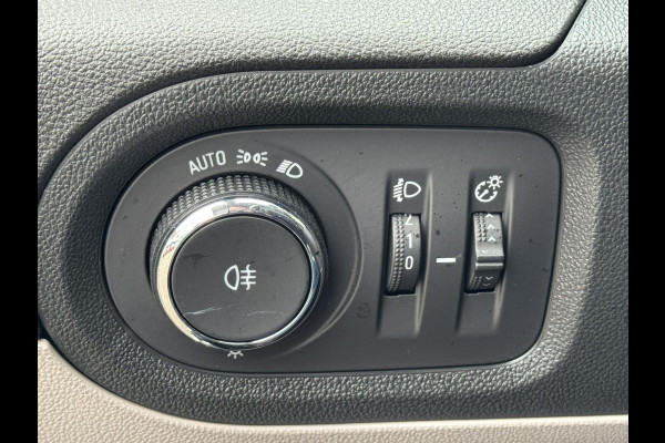 Opel Grandland X 1.2 Turbo Innovation Automaat Cruise control Dodehoek detectie Apple/Android Carplay Climate control