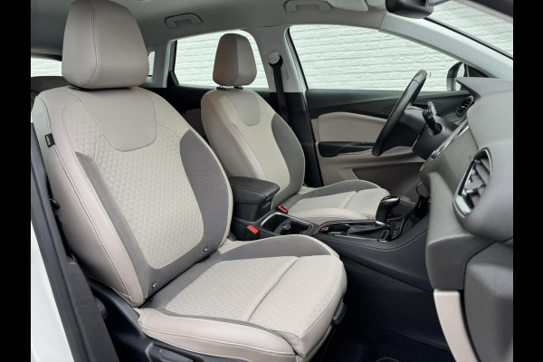 Opel Grandland X 1.2 Turbo Innovation Automaat Cruise control Dodehoek detectie Apple/Android Carplay Climate control