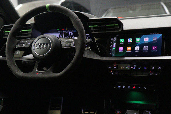 Audi RS 3 SPORTBACK 2.5 TFSI quattro HULK PANO/KERAMISCH/B&O/HUD/CARBONSPOILER/VOL