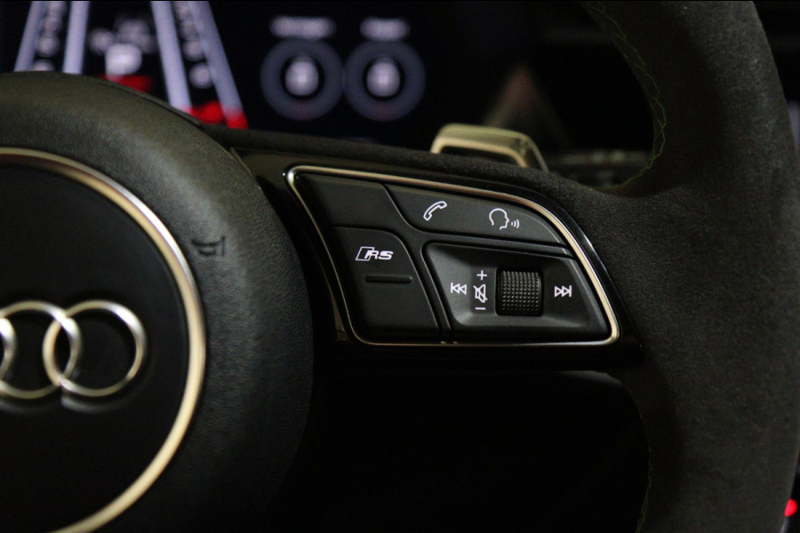 Audi RS 3 SPORTBACK 2.5 TFSI quattro HULK PANO/KERAMISCH/B&O/HUD/CARBONSPOILER/VOL