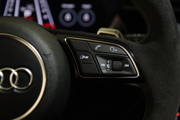 Audi RS 3 SPORTBACK 2.5 TFSI quattro HULK PANO/KERAMISCH/B&O/HUD/CARBONSPOILER/VOL