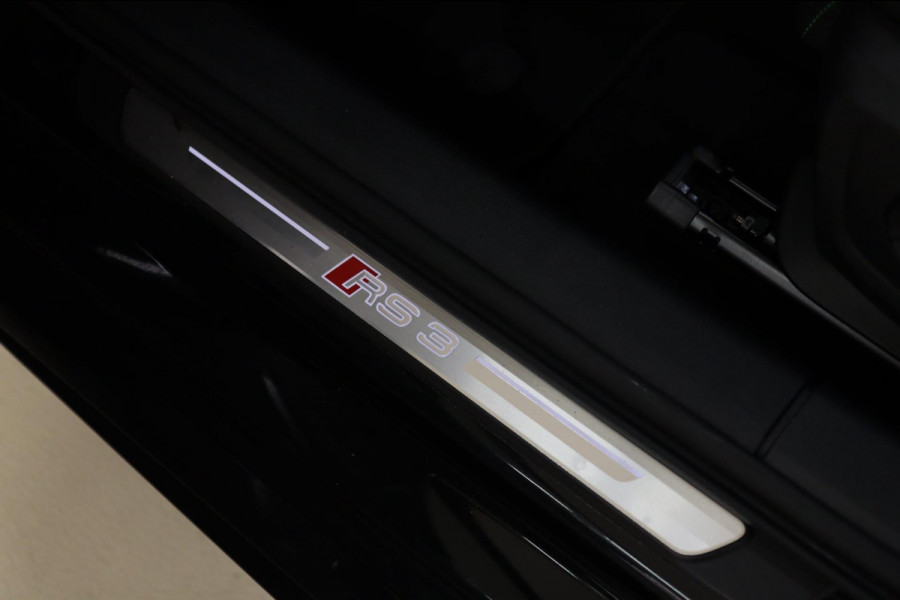 Audi RS 3 SPORTBACK 2.5 TFSI quattro HULK PANO/KERAMISCH/B&O/HUD/CARBONSPOILER/VOL