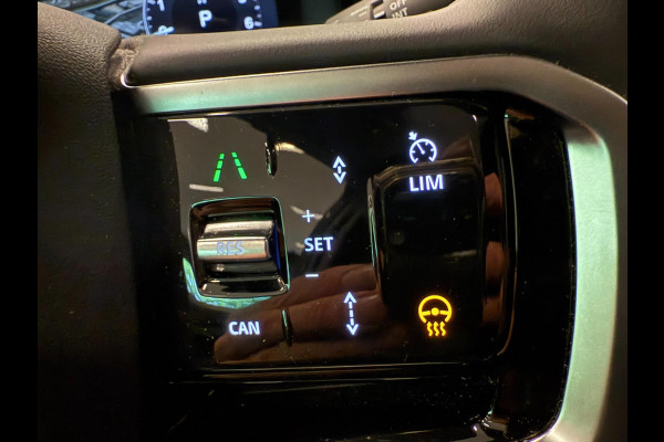 Land Rover Discovery Sport 1.5 P300e AWD R-DYNAMIC 19DKM!! PANO/NAVI/V-COCKPIT/DAB/CARPLAY/LED/CAM/M-STOELEN///