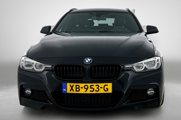 BMW 3 Serie Touring 318i M Sport Edition(NL-auto, Dealer OnderH, Trekhaak, Navi Pro, StoelV, Parkeerhulp, Climate Con, Etc)