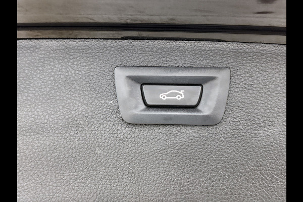 BMW 3 Serie Touring 318i M Sport Edition(NL-auto, Dealer OnderH, Trekhaak, Navi Pro, StoelV, Parkeerhulp, Climate Con, Etc)