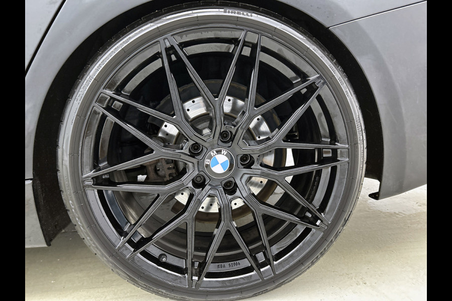 BMW 3 Serie Touring 318i M Sport Edition(NL-auto, Dealer OnderH, Trekhaak, Navi Pro, StoelV, Parkeerhulp, Climate Con, Etc)