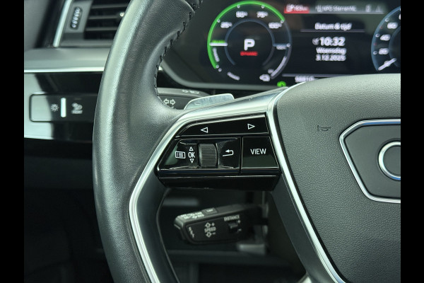 Audi e-tron 313pk Pano-dak Leer-Alcantara+elektr+Geheug. Camera Adap.Cruise Apple Carplay Android Auto Pdc Business Edition Plus SOH 90% Elek.Achterklep Lmv 21" Led Stoelverwarming Privacy Glas 50 Quattro 71kWh Origineel Nederlandse Auto 1800kg Trekvermogen Zeer Compleet!