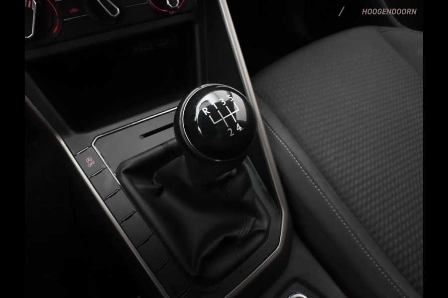 Volkswagen Polo 1.0 TSI Comfortline Sportive (APPLE CARPLAY,LED,SPORTSTOELEN,ADAPTIVE CRUISE,CLIMATE,LM-VELGEN,NIEUWE APK)