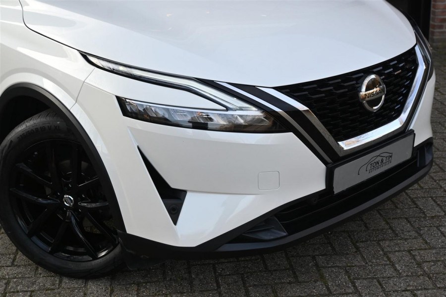 Nissan QASHQAI 1.3 MHEV Xtronic 1stEdition Pano ProPilot H-Leder '21