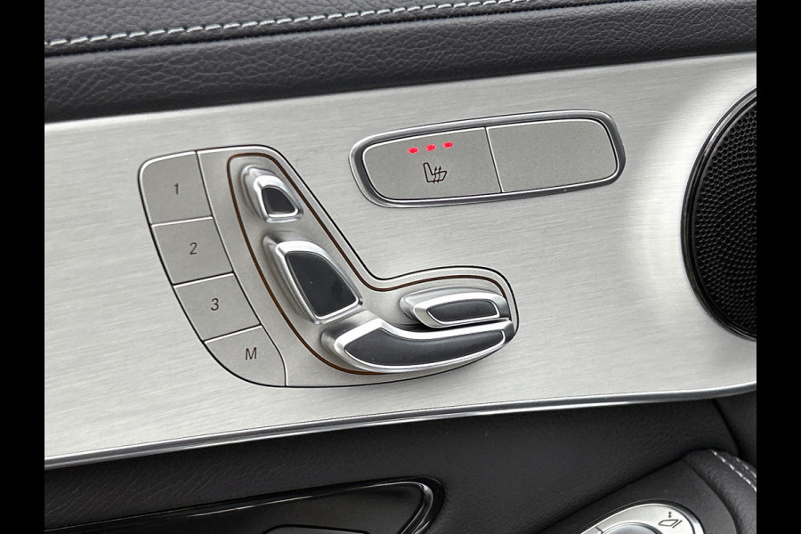 Mercedes-Benz GLC Coupé 300 e 4MATIC Business Solution AMG | 360 Camera | Memory Seats | Sfeerverlichting | Treeplanken | Trekhaak |  Navigatie | Schuifdak | 24 Maanden Mercedes-Benz Certified Garantie.