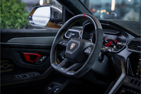 Lamborghini Urus 4.0 V8 Performante - Full Carbon | Full PPF | Akrapovic | B&O Adv. | Stoelkoeling & Massage