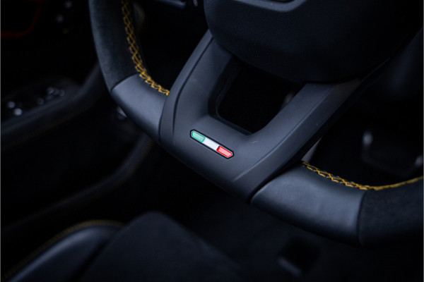 Lamborghini Urus 4.0 V8 Performante - Full Carbon | Full PPF | Akrapovic | B&O Adv. | Stoelkoeling & Massage