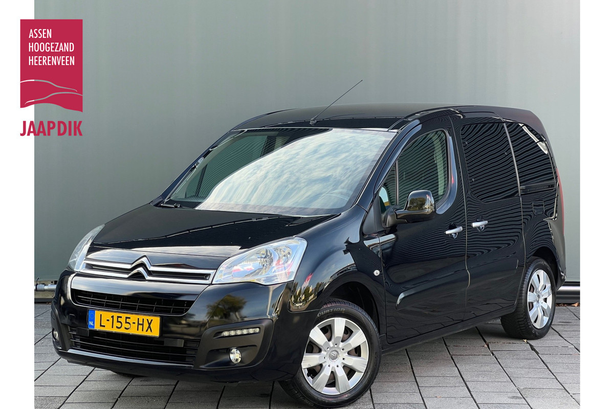 Citroën Berlingo BWJ 2017 | 1.2PT 111PK XTR | CLIMA | NAVI | STOELVERW. | TREKHAAK | CRUISE | PDC | DONKER GLAS |