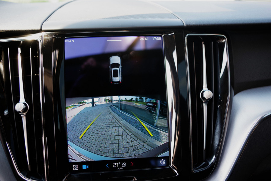 Volvo XC60 2.0 T6 LongRange Plug-in Hybrid AWD 350 PK Inscription Expression, Leder, Panoramadak, Camera,