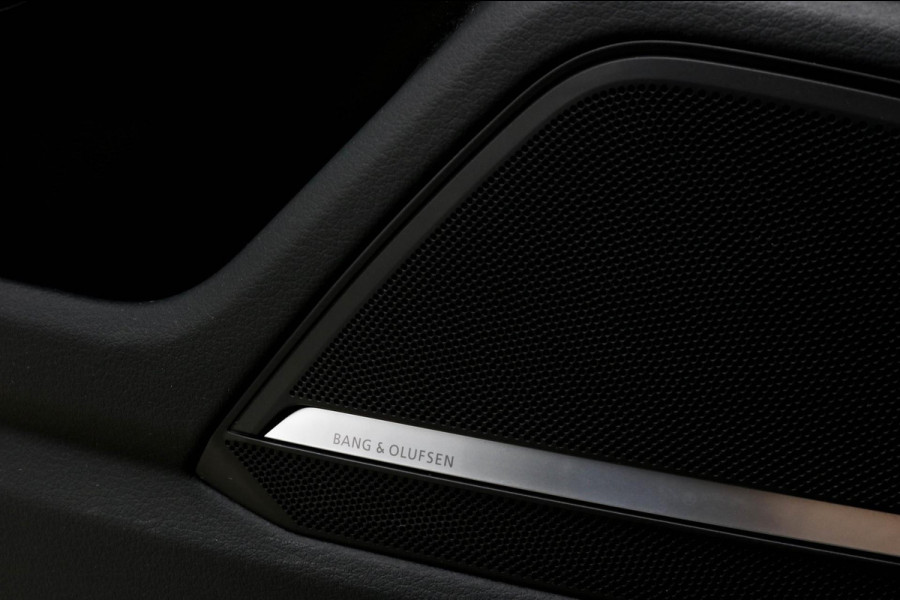 Audi A6 Avant 55 TFSI e quattro - PANO - TREKHAAK - MATRIX - 360 CAM - ELETKR. STOELEN - STUURWIEL VERWARMD - COMPETITION - 367pk
