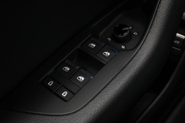 Audi A6 Avant 55 TFSI e quattro - PANO - TREKHAAK - MATRIX - 360 CAM - ELETKR. STOELEN - STUURWIEL VERWARMD - COMPETITION - 367pk