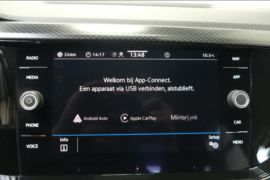 Volkswagen T-Cross 1.0 TSI Life Automaat - N.A.P. Airco, Cruise, Navi, PDC.