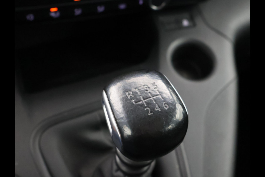 Opel Combo Tour 1.2 TURBO 5-PERS. + PANORAMA | TREKHAAK | CAMERA | 1e EIGENAAR | APPLE CARPLAY | NAVIGATIE