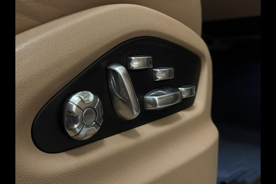 Porsche Cayenne Coupé 3.0 E-Hybrid / Sport Design / Sport Chrono / Pano