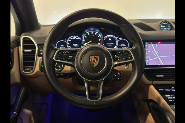 Porsche Cayenne Coupé 3.0 E-Hybrid / Sport Design / Sport Chrono / Pano