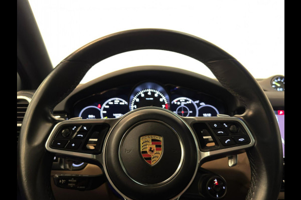 Porsche Cayenne Coupé 3.0 E-Hybrid / Sport Design / Sport Chrono / Pano