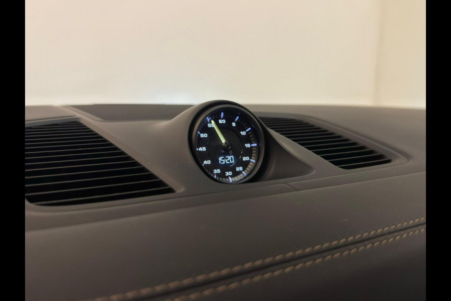 Porsche Cayenne Coupé 3.0 E-Hybrid / Sport Design / Sport Chrono / Pano