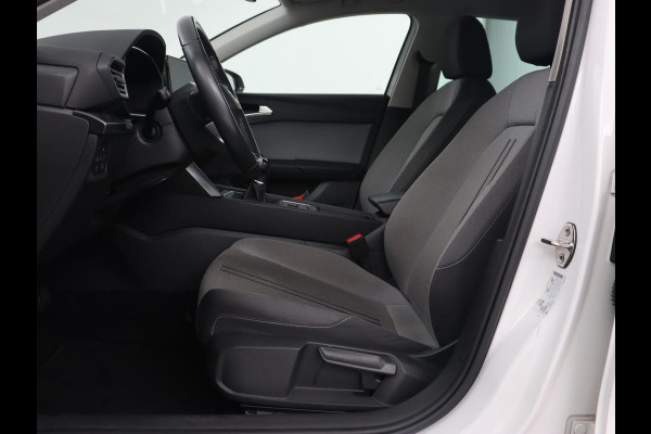 Seat Leon 1.0 TSI Style Intens | Camera | Carplay | Adaptive cruise | Navigatie | DAB | Full LED | Park Assist | Bluetooth | Climate control