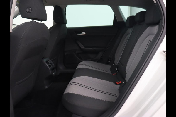 Seat Leon 1.0 TSI Style Intens | Camera | Carplay | Adaptive cruise | Navigatie | DAB | Full LED | Park Assist | Bluetooth | Climate control