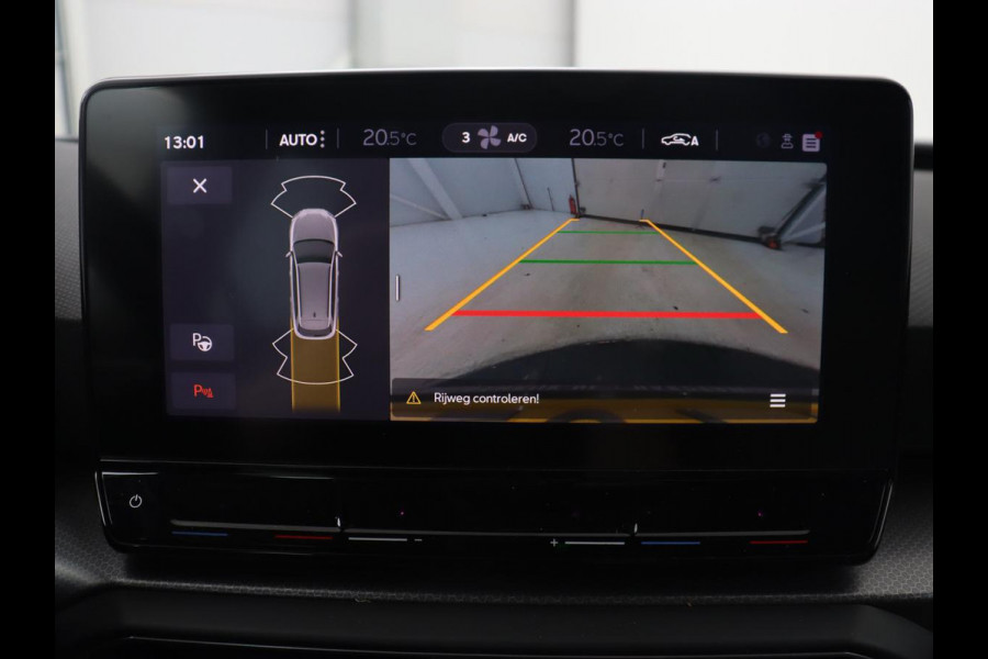 Seat Leon 1.0 TSI Style Intens | Camera | Carplay | Adaptive cruise | Navigatie | DAB | Full LED | Park Assist | Bluetooth | Climate control