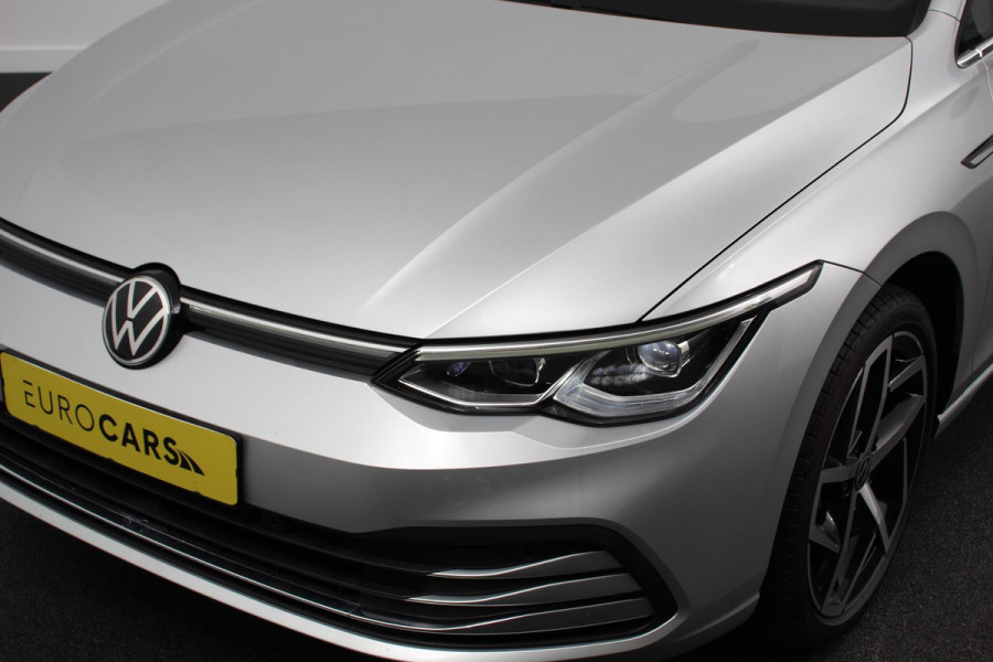 Volkswagen Golf 1.5 eTSI 150pk DSG Style Navigatie Climate Control Camera Electrische stoel verstelling Led Dab Adaptive Cruise Control