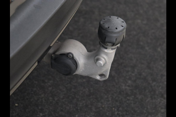 Volvo XC40 1.5 T5 Recharge R Design | Panoramadak | Trekhaak | Stoel & stuurverwarming | 360 Camera | Adaptive cruise | Harman/Kardon | Carplay | Leder/Alcantara | Keyless | Carplay | Navigatie | PHEV | Plug In