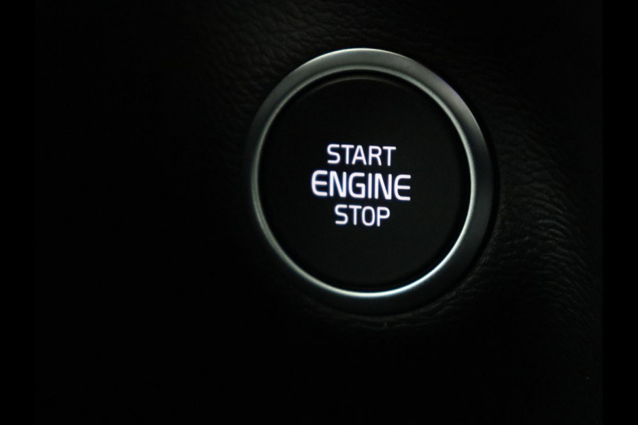 Volvo XC40 1.5 T5 Recharge R Design | Panoramadak | Trekhaak | Stoel & stuurverwarming | 360 Camera | Adaptive cruise | Harman/Kardon | Carplay | Leder/Alcantara | Keyless | Carplay | Navigatie | PHEV | Plug In