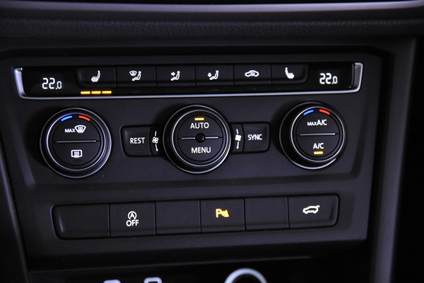 Volkswagen Touran 1.5 TSI *1ste Eigenaar*Panoramadak*Navigatie*Stoelverwarming*