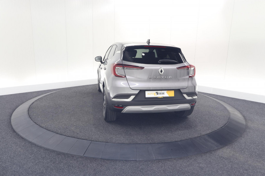 Renault Captur TCe 90 Intens | Camera | Parkeersensoren | Navigatie | 18 Inch Velgen