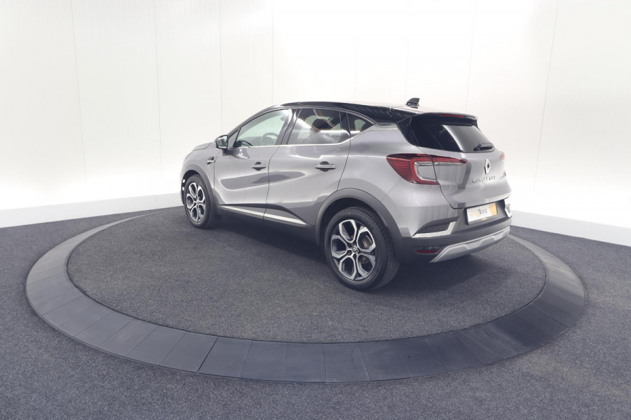 Renault Captur TCe 90 Intens | Camera | Parkeersensoren | Navigatie | 18 Inch Velgen