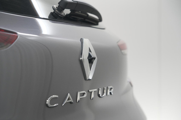 Renault Captur TCe 90 Intens | Camera | Parkeersensoren | Navigatie | 18 Inch Velgen