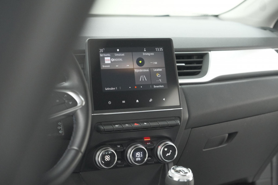 Renault Captur TCe 90 Intens | Camera | Parkeersensoren | Navigatie | 18 Inch Velgen