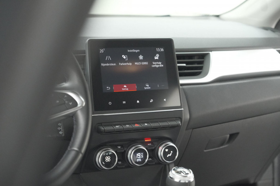 Renault Captur TCe 90 Intens | Camera | Parkeersensoren | Navigatie | 18 Inch Velgen