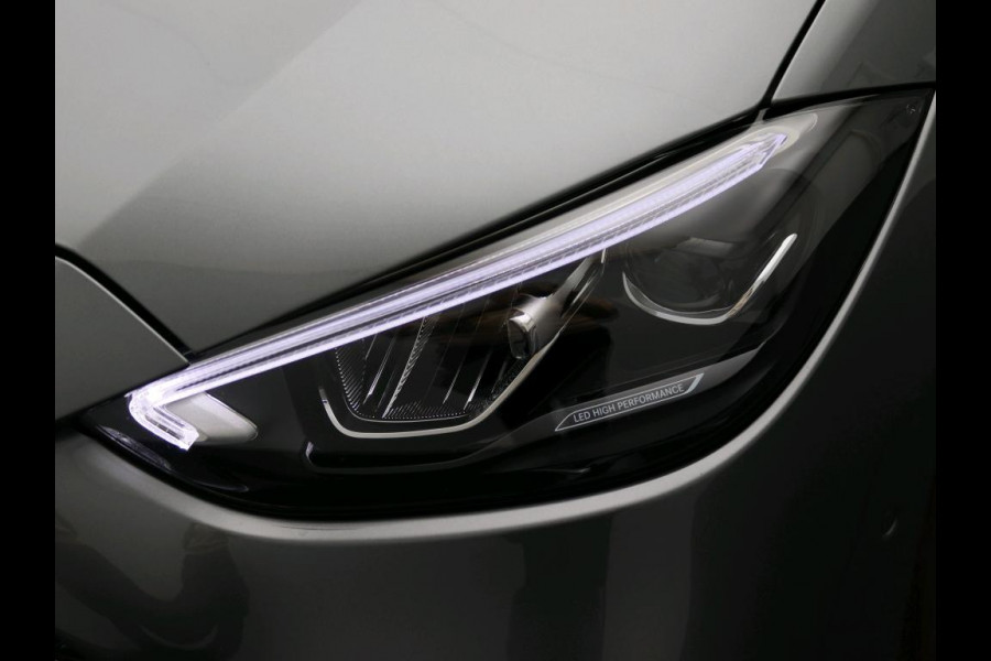 Mercedes-Benz C-Klasse Estate 300 e AMG Plug-In Hybride AMG Line | Night Pakket | Panorama Schuif-Kanteldak | Ledkoplampen | Alarm | Achteruitrijcamera | Keyless-Go | Memory Voorstoelen. Inclusief 24 maanden MB Certified garantie voor Europa.