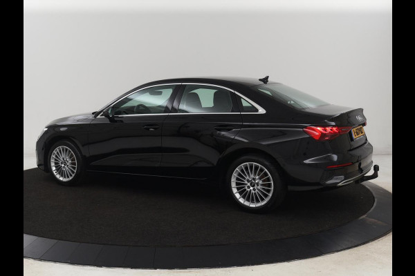Audi A3 30 TFSI Business edition | Trekhaak | Adaptive cruise | Carplay | Park Assist | Climate control | Virtual Cockpit | Full LED | Sportstoelen | Navigatie | Parkeerhulp